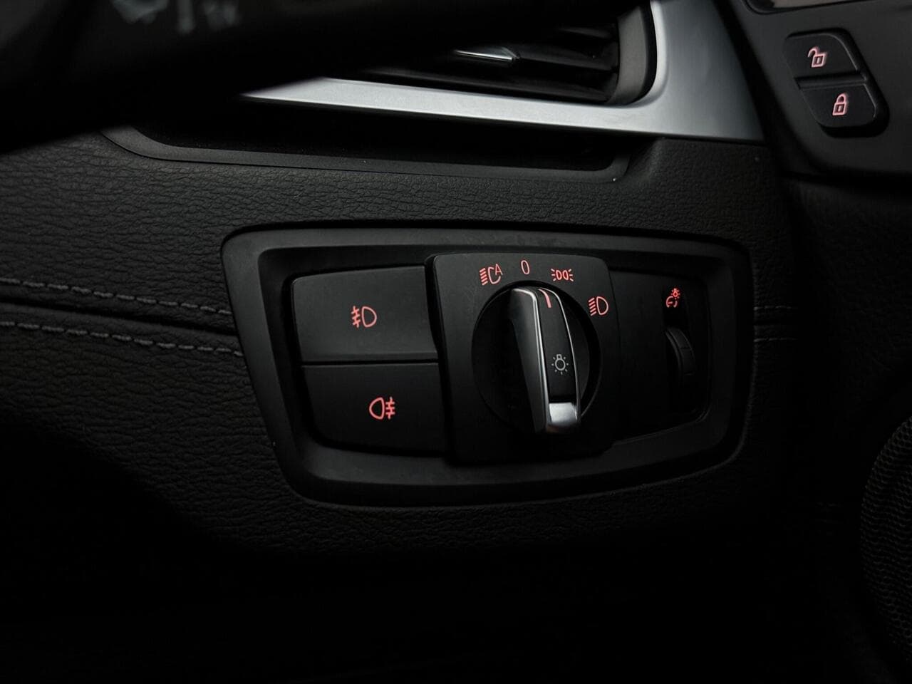 BMW X2 thumbnail Misc Controls