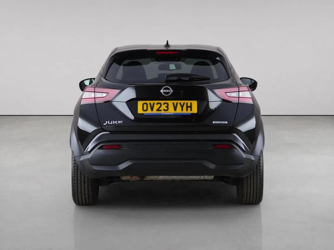 Nissan Juke thumbnail Rear