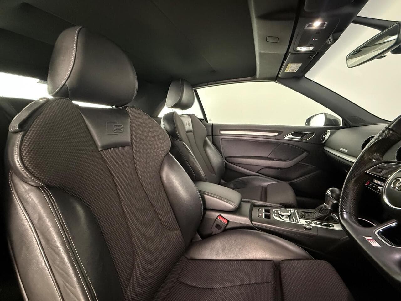 Audi A3 Cabriolet thumbnail Seat Driver