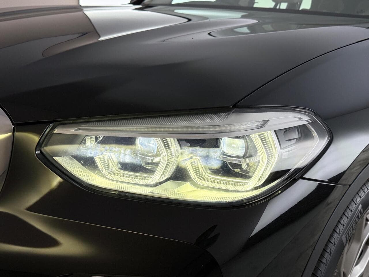 BMW X3 thumbnail Lights Front