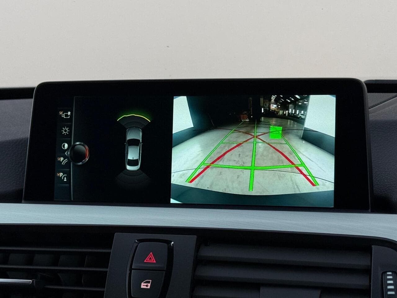 BMW 4 Series thumbnail Infotainment System