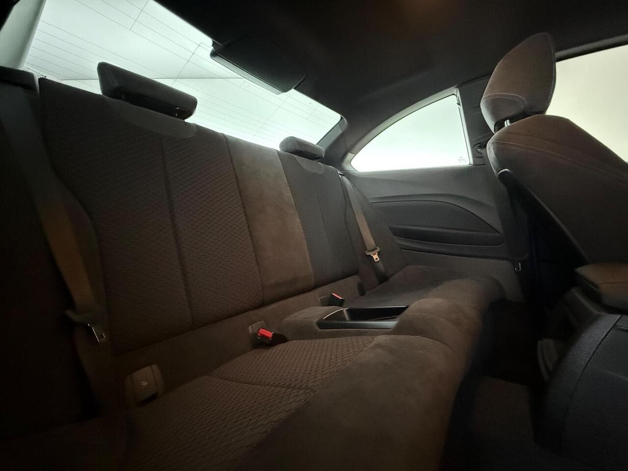 BMW 2 Series thumbnail Seats Rear