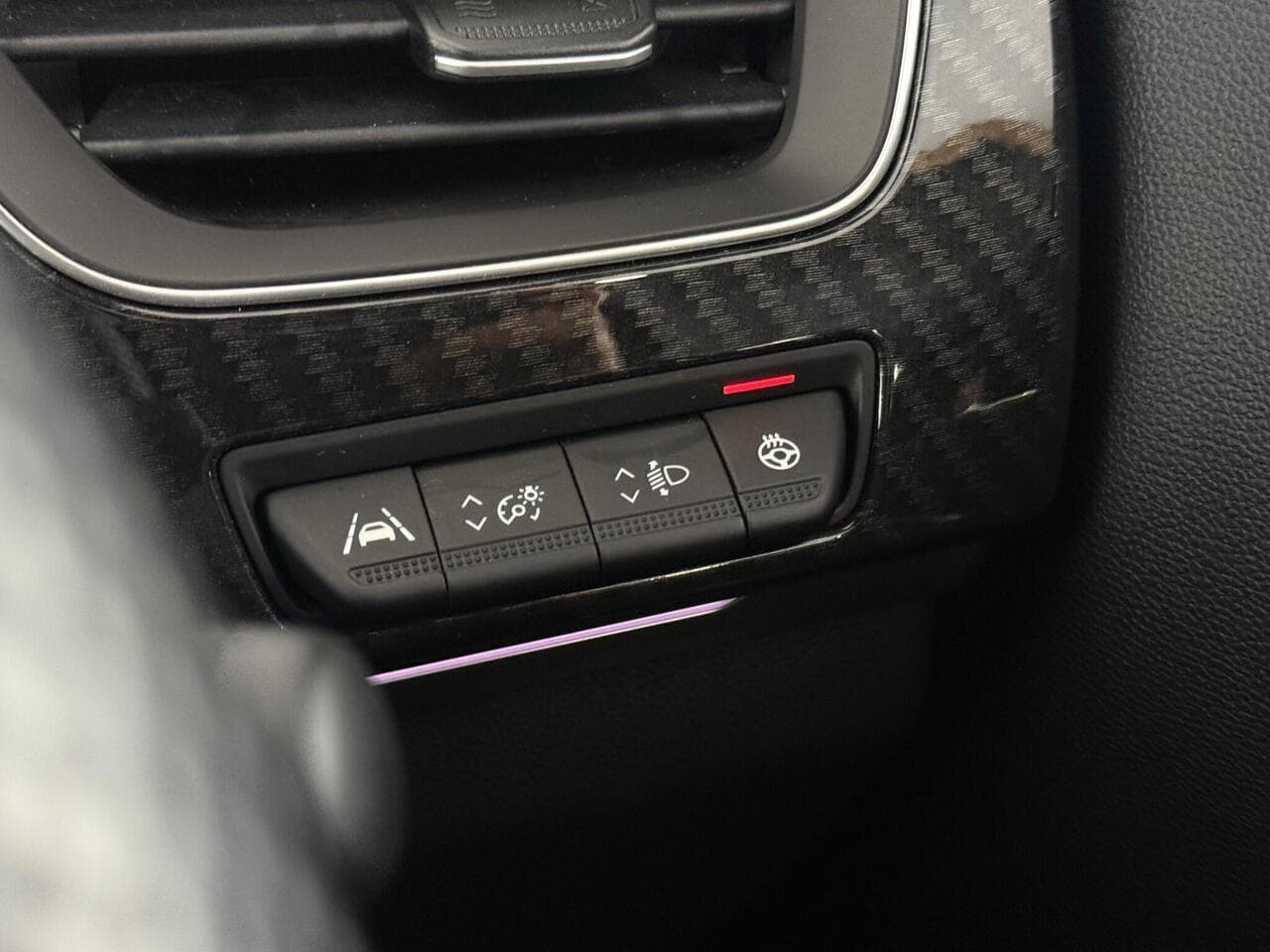 Renault Arkana thumbnail Misc Controls