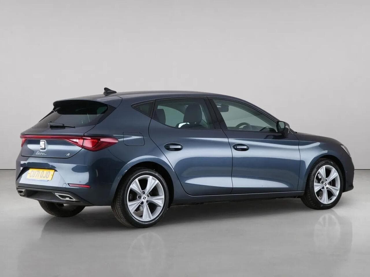 SEAT Leon thumbnail Rear Right