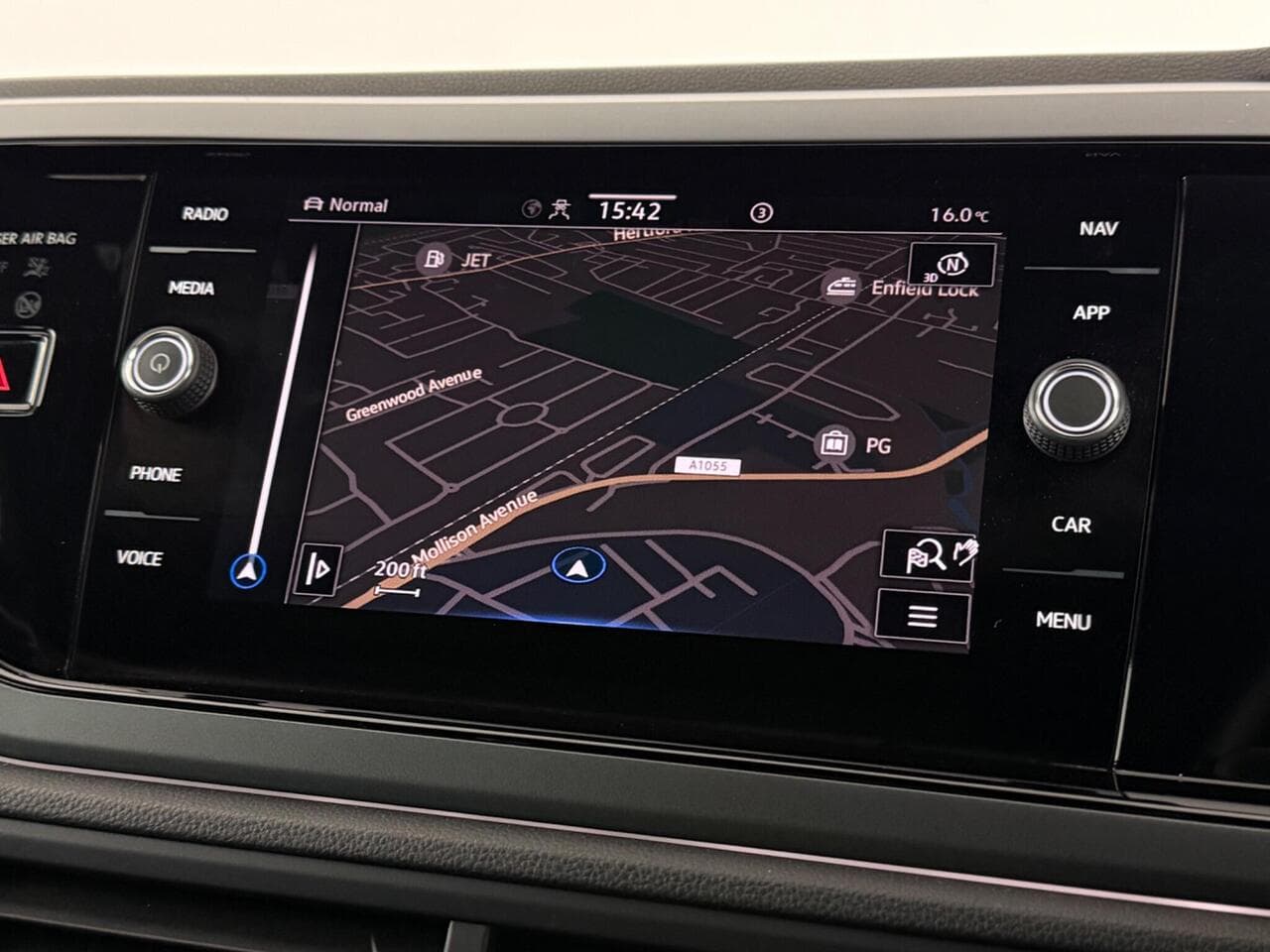 Volkswagen Taigo thumbnail Infotainment System