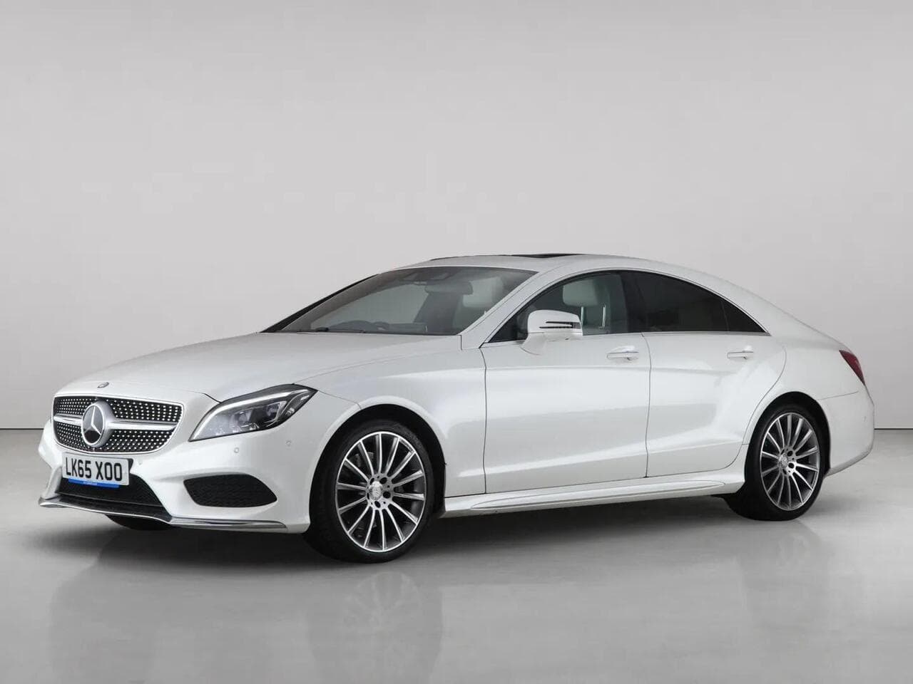 Mercedes-Benz CLS thumbnail Front Left