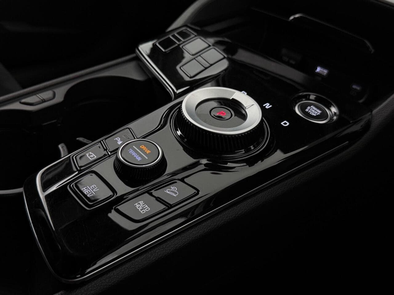 Kia Sportage thumbnail Interior Front