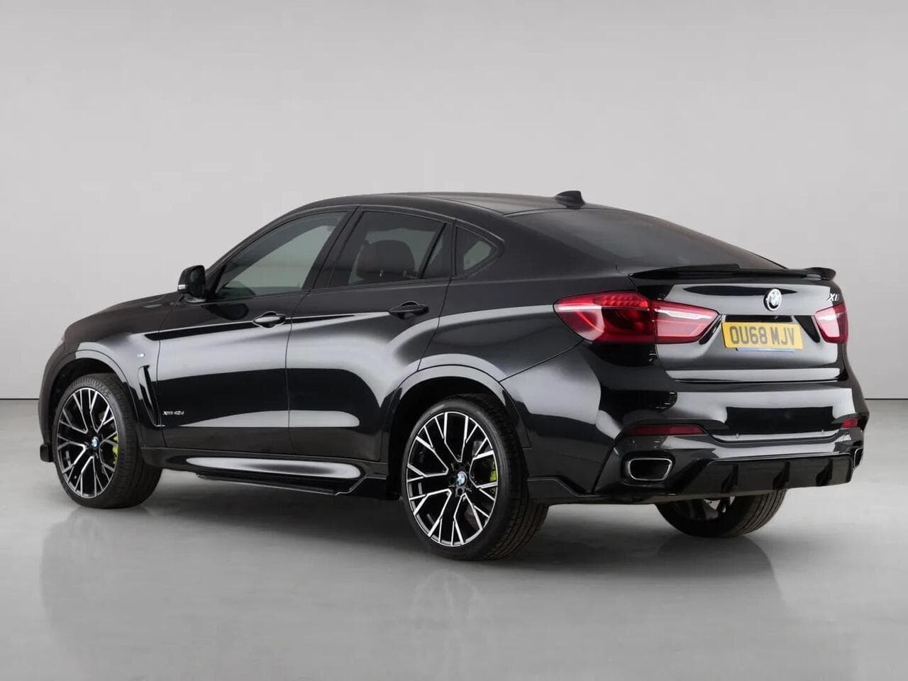 BMW X6 thumbnail Rear Left