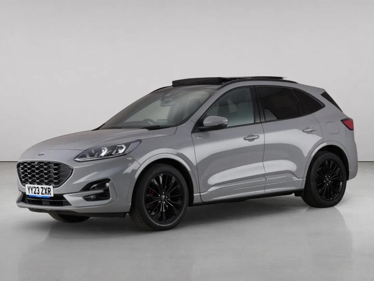 Ford Kuga thumbnail Front Left