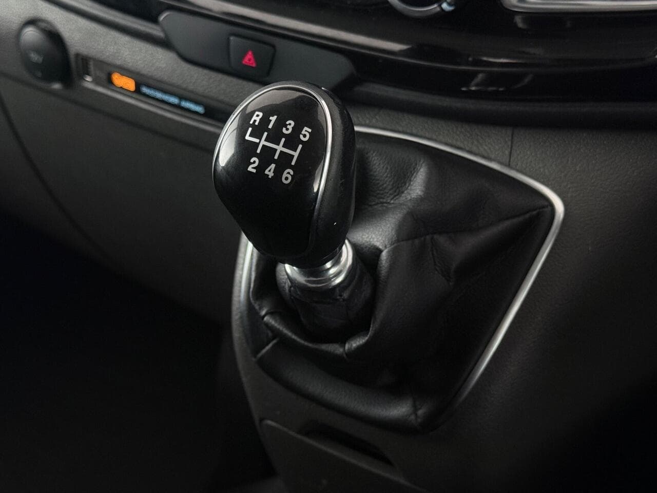 Ford Transit Custom thumbnail Interior Front