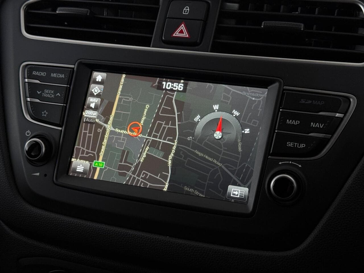 Hyundai i20 thumbnail Infotainment System