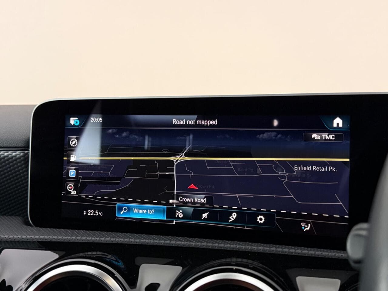 Mercedes-Benz A Class thumbnail Infotainment System