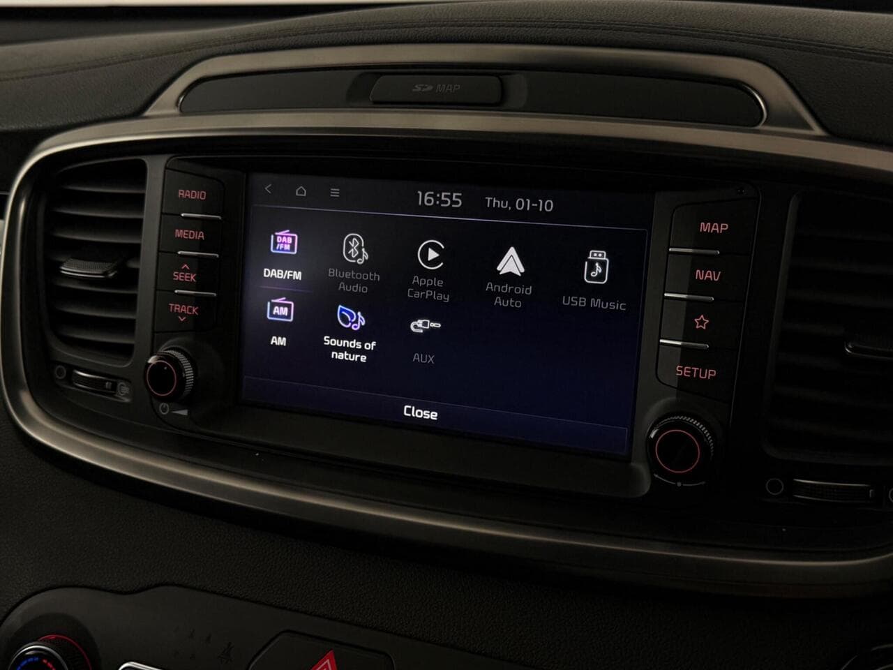 Kia Sorento thumbnail Infotainment System