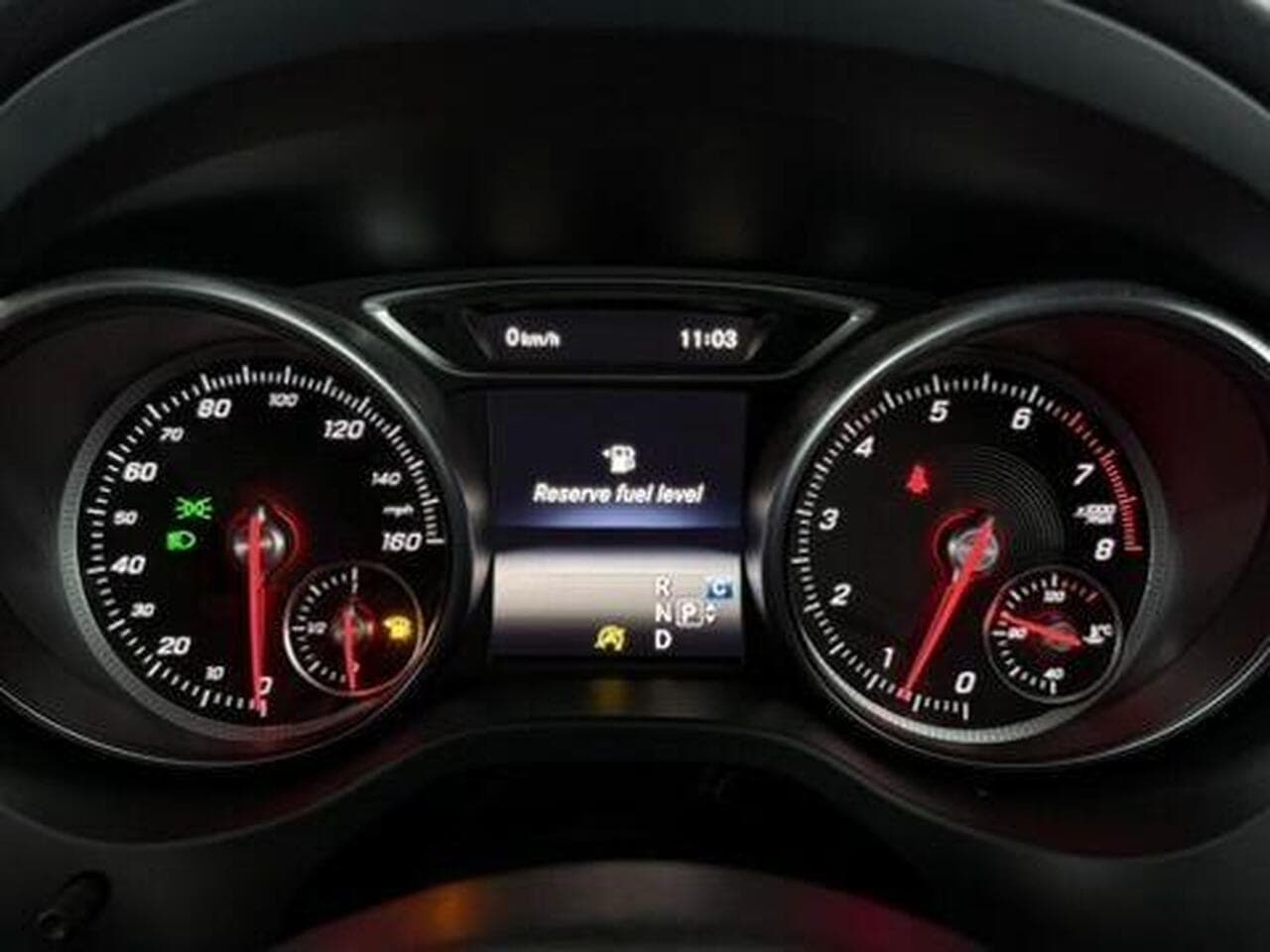 Mercedes-Benz GLA thumbnail Driver Instruments