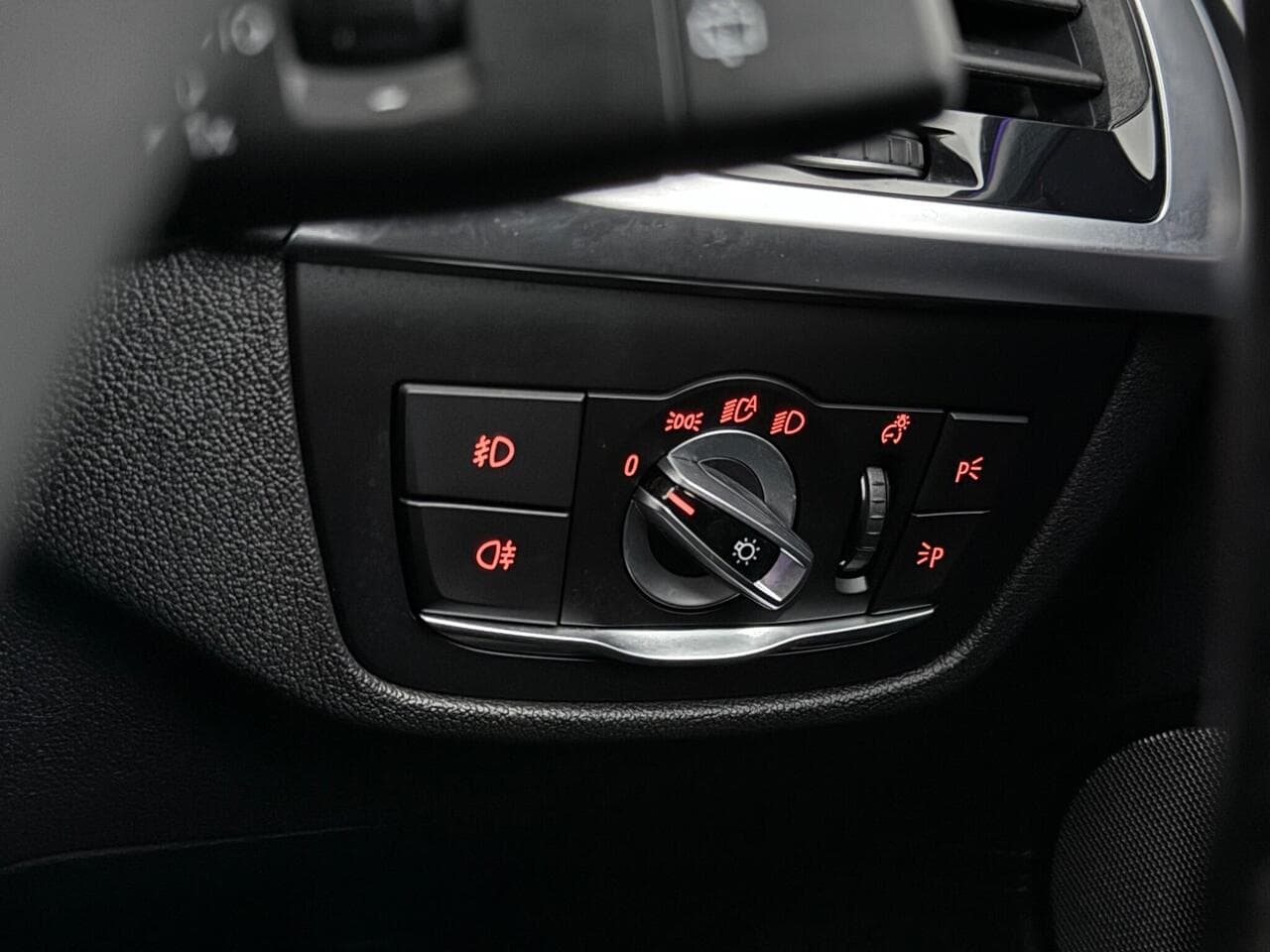BMW X3 thumbnail Misc Controls