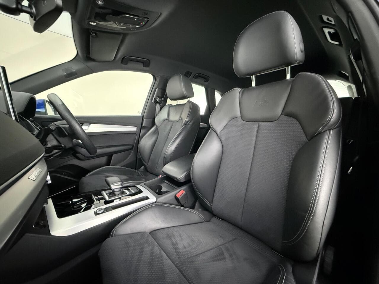 Audi Q5 thumbnail Seat Front Passenger
