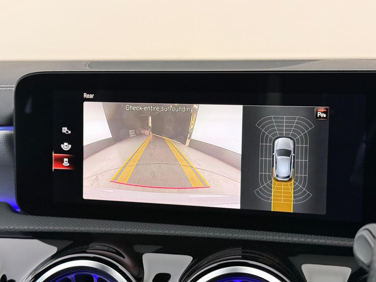 Mercedes-Benz A Class thumbnail Infotainment System