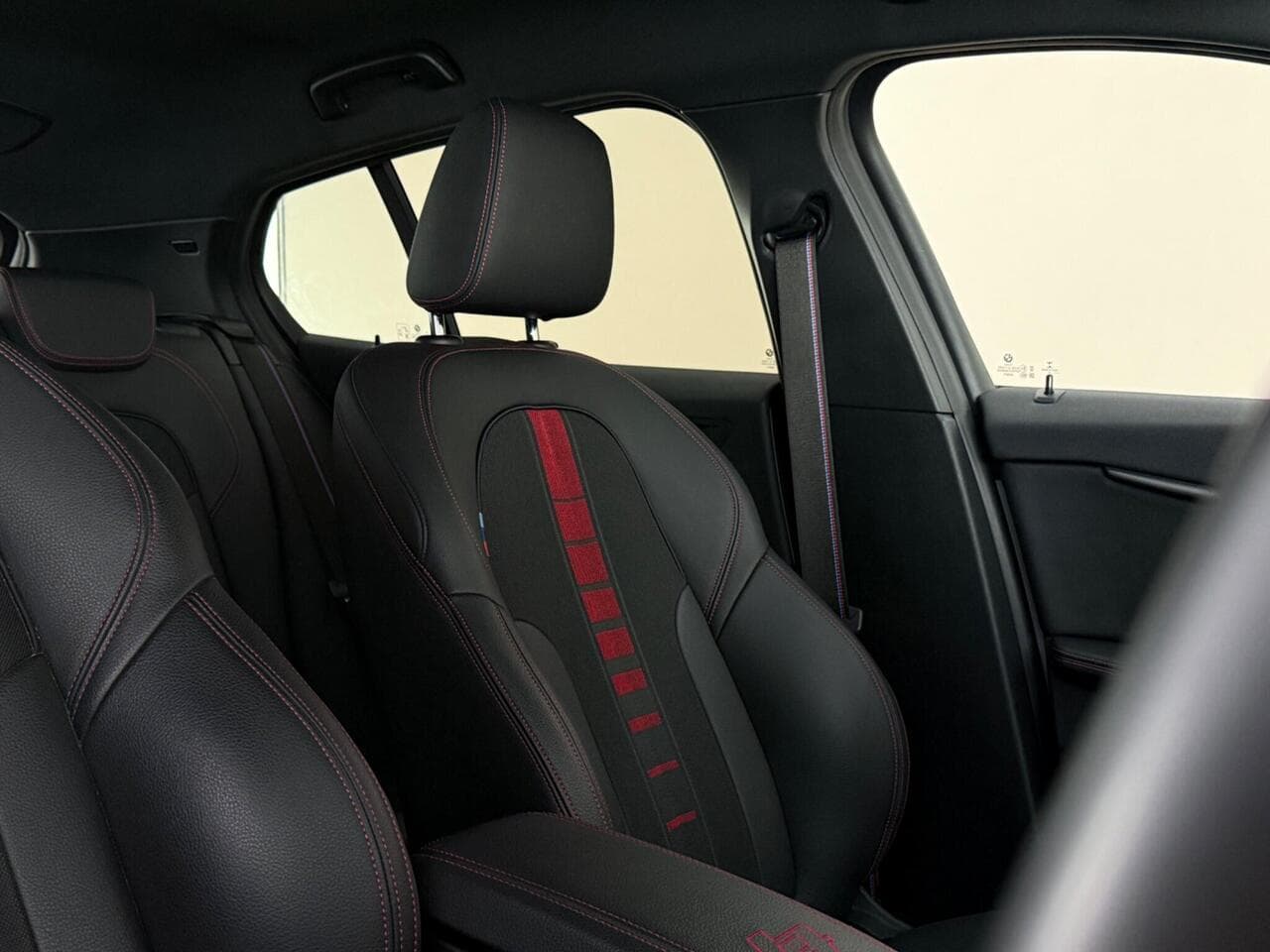 BMW 1 Series thumbnail Seat Driver