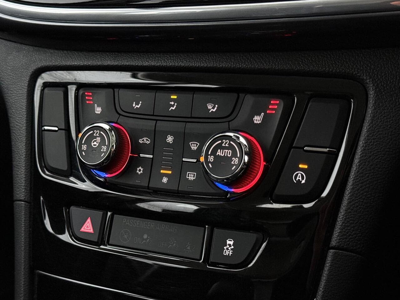 Vauxhall Mokka X thumbnail Misc Controls