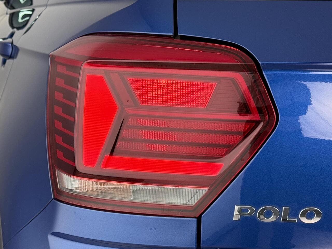 Volkswagen Polo thumbnail Lights Rear
