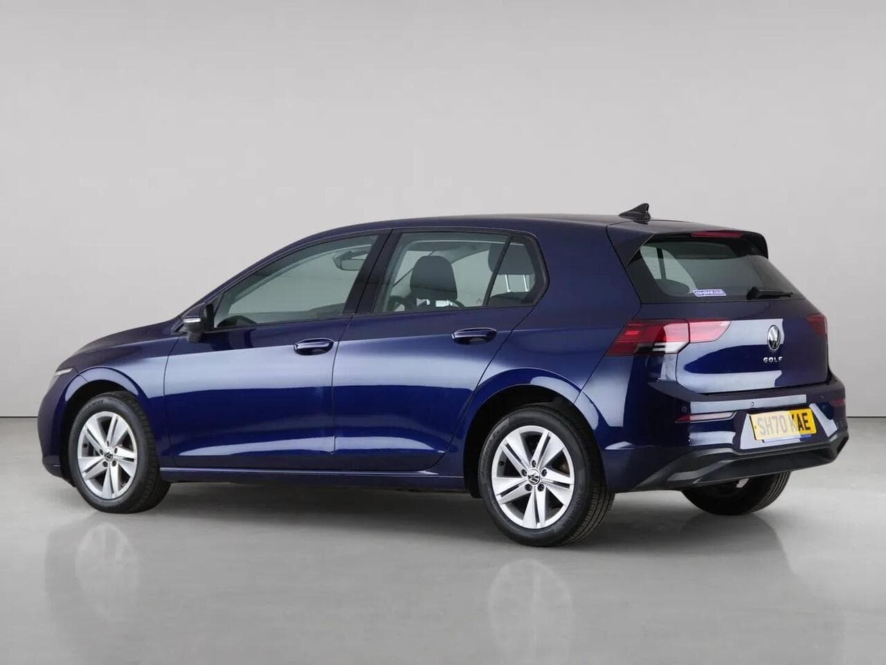 Volkswagen Golf thumbnail Side Left