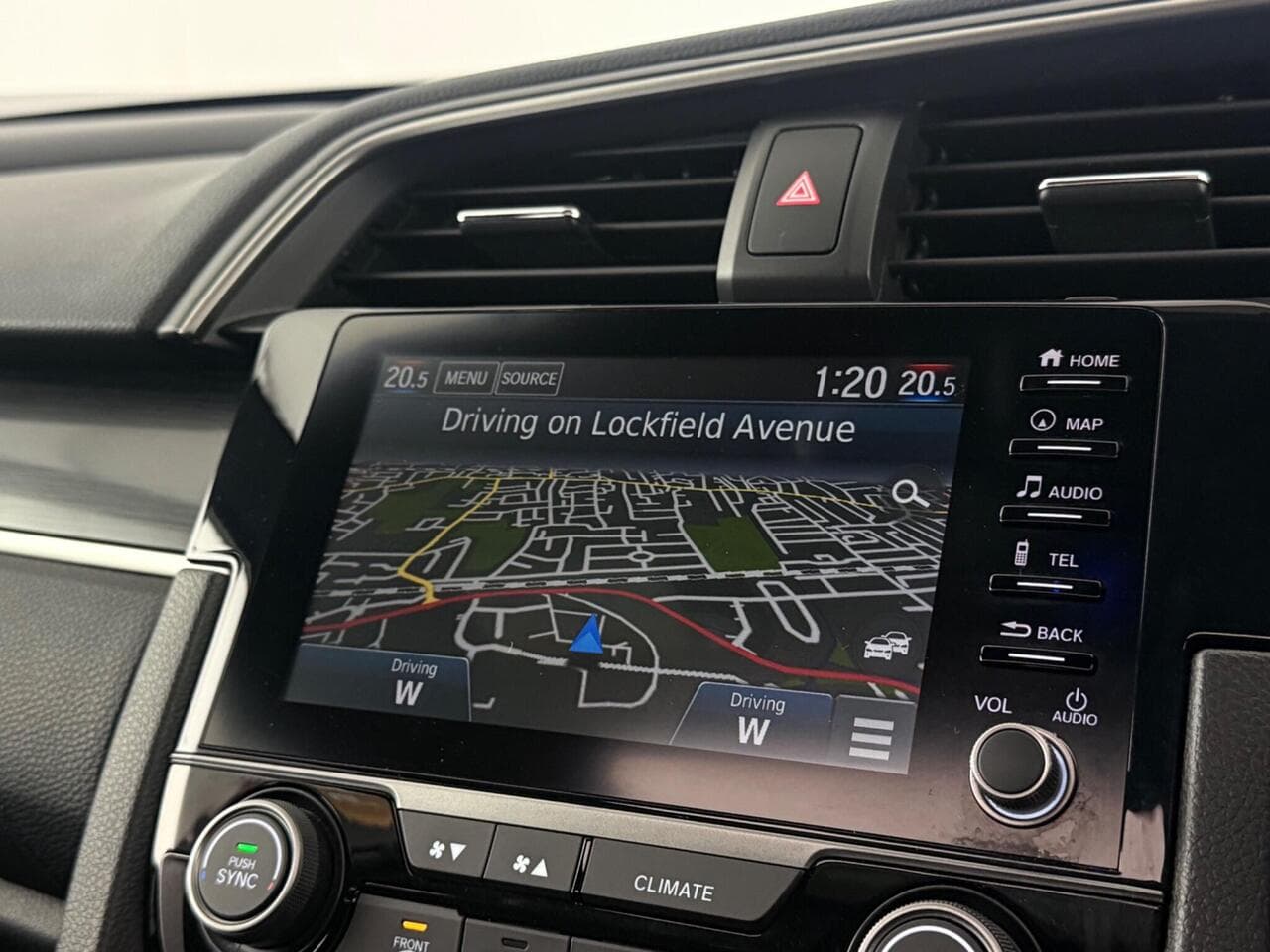 Honda Civic thumbnail Infotainment System