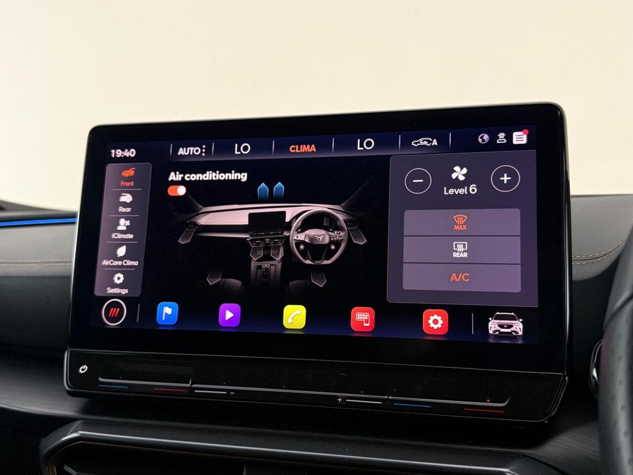 CUPRA Formentor thumbnail Infotainment System