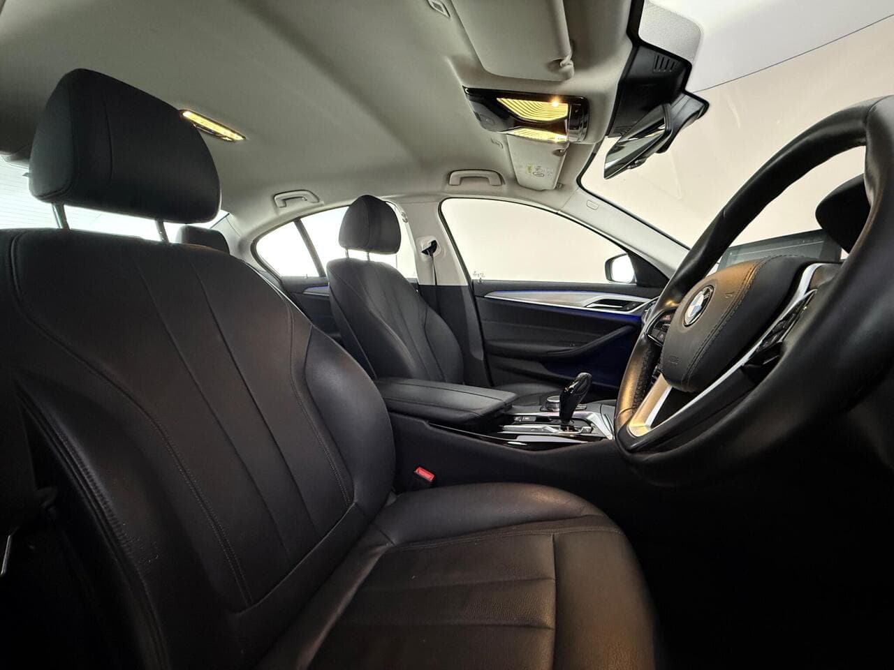 BMW 5 Series thumbnail Seat Driver