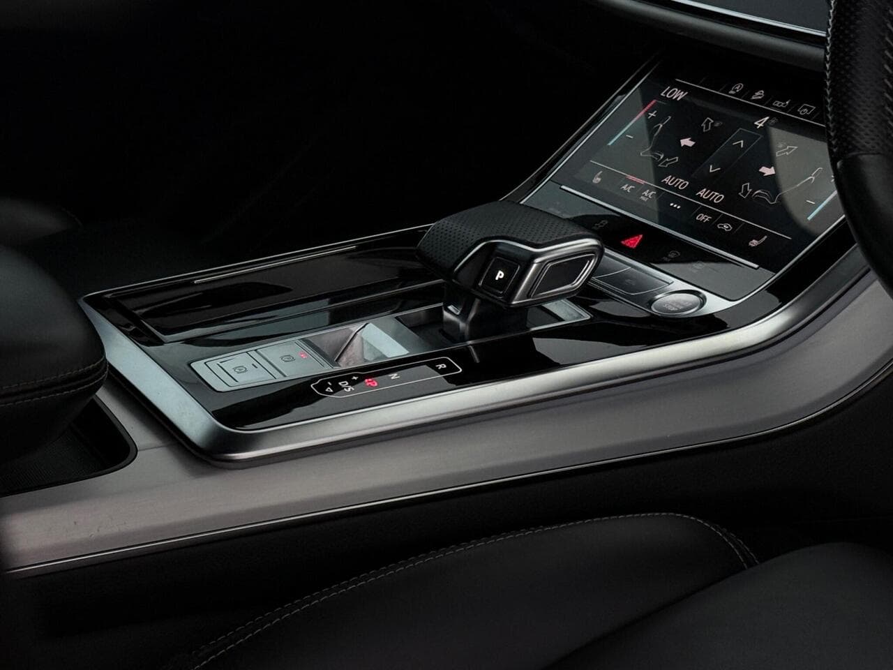 Audi Q8 thumbnail Inconclusive