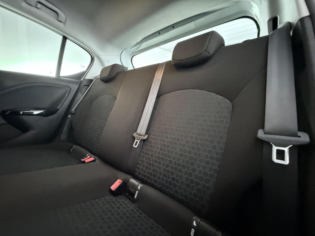 Vauxhall Corsa thumbnail Seats Rear