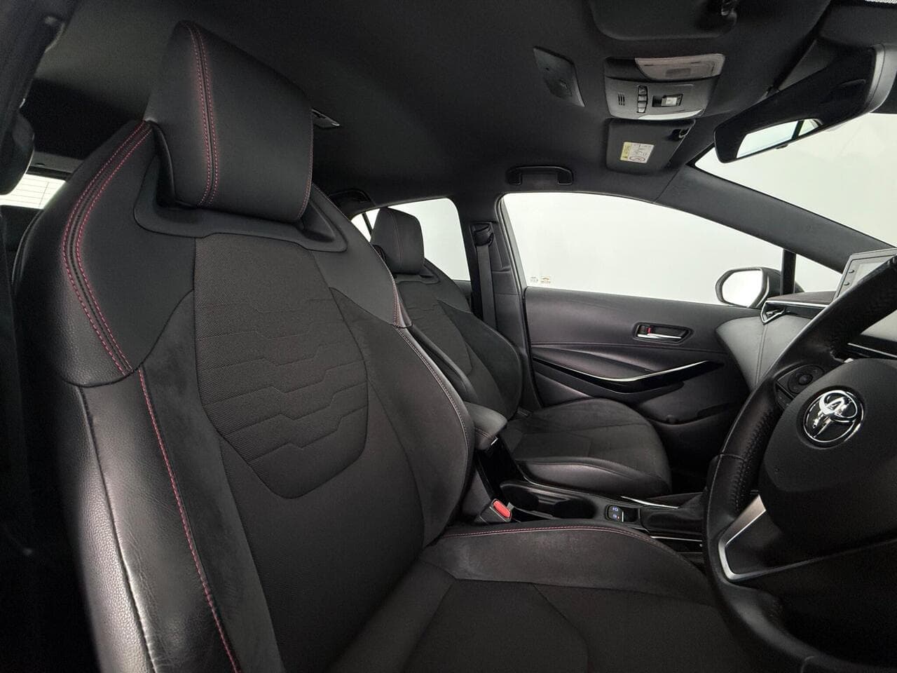 Toyota Corolla thumbnail Seat Driver