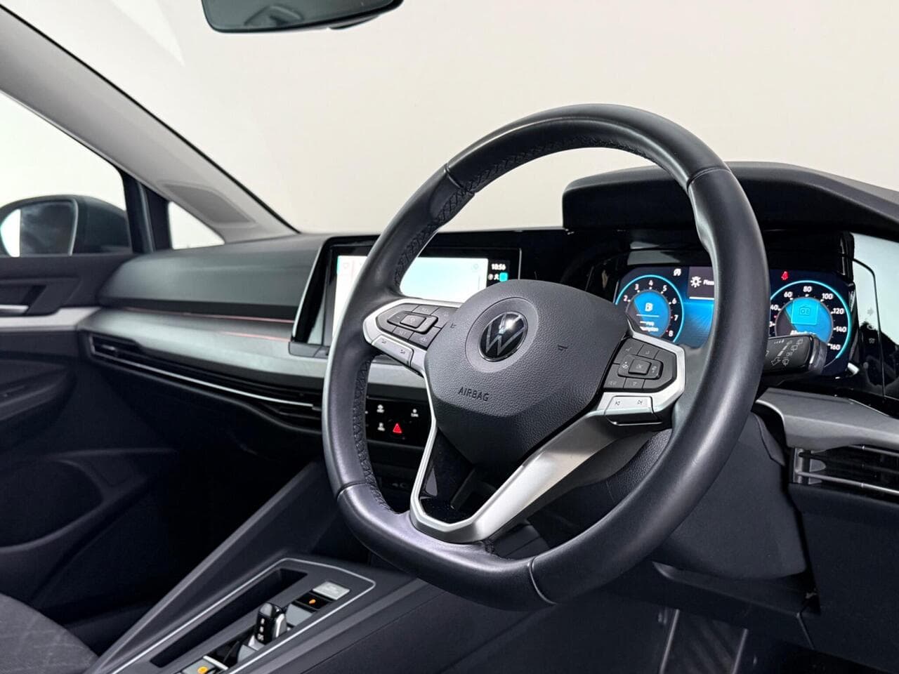 Volkswagen Golf thumbnail Inconclusive