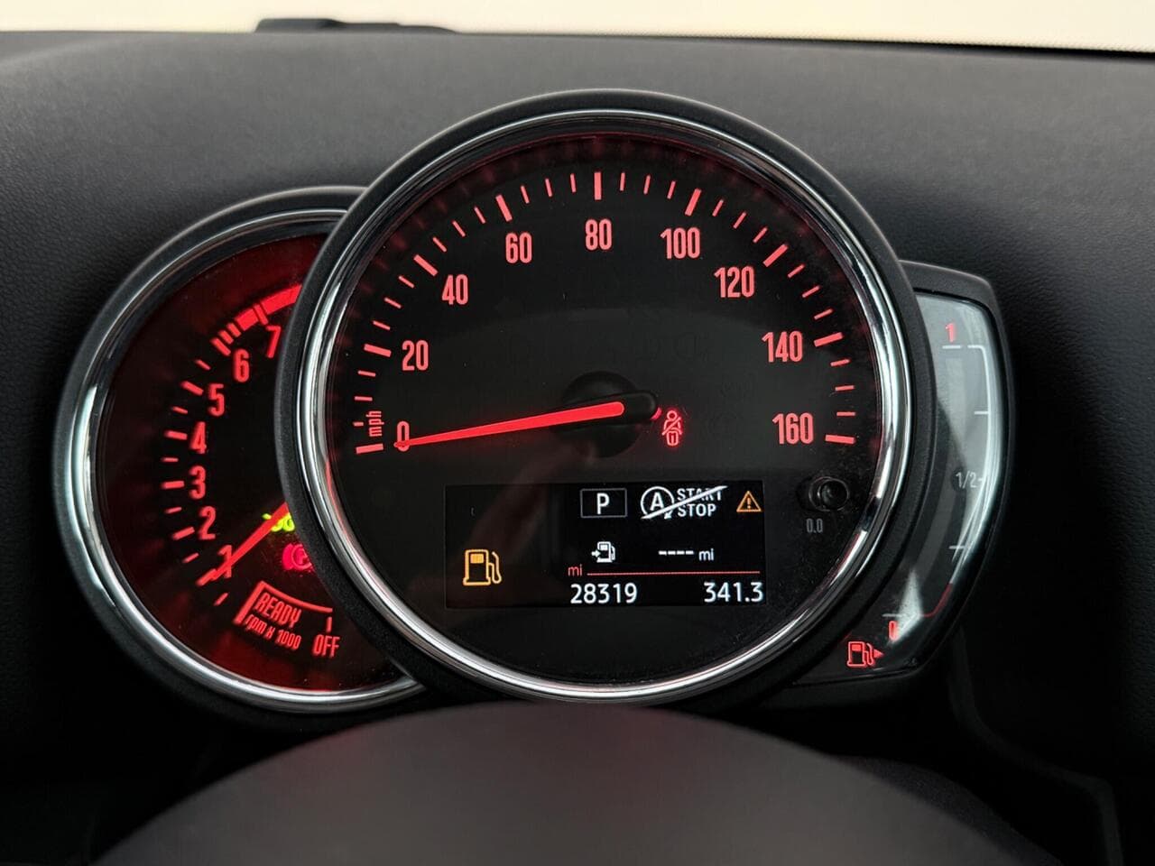 MINI Countryman thumbnail Driver Instruments
