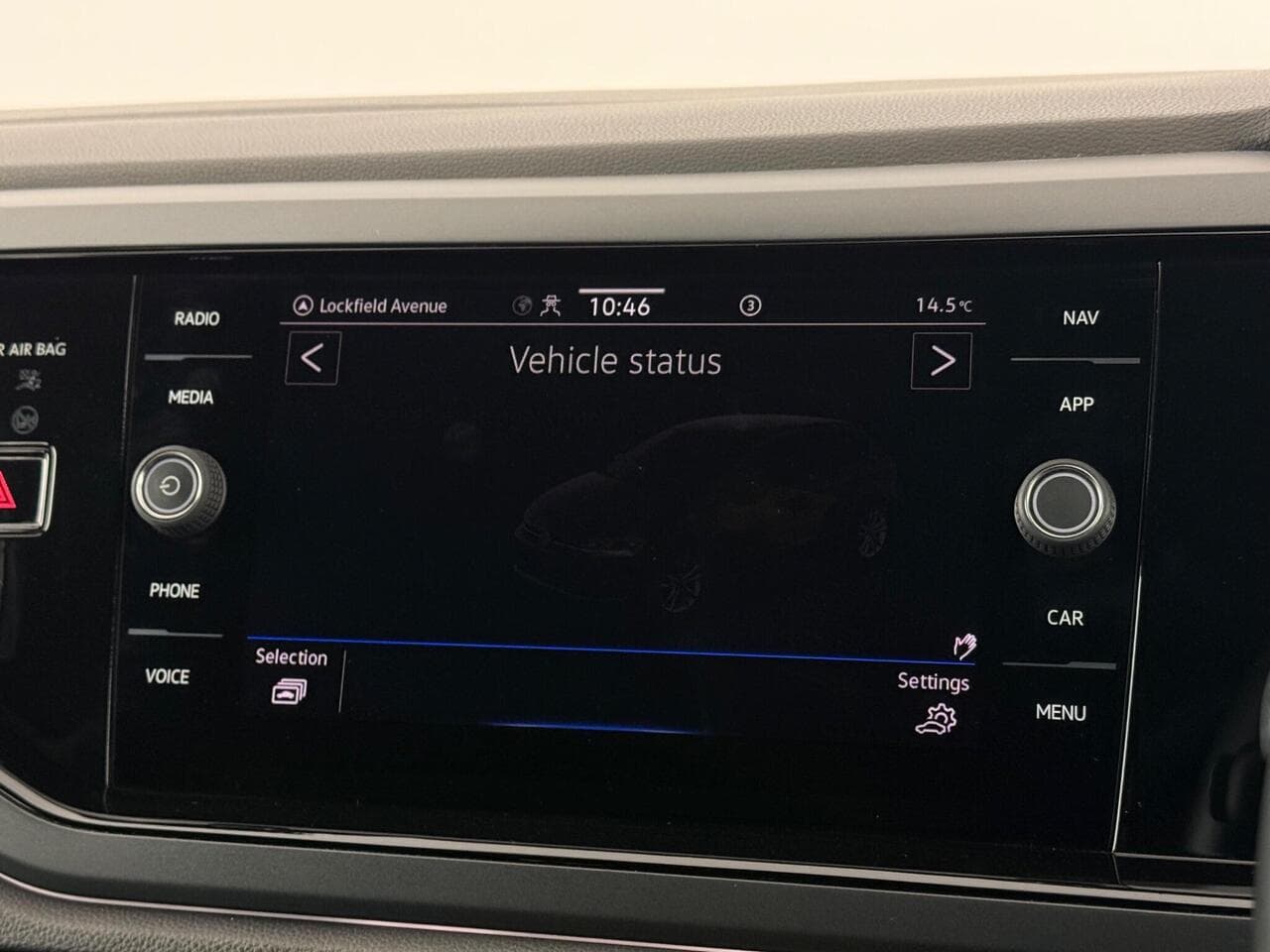 Volkswagen Polo thumbnail Infotainment System