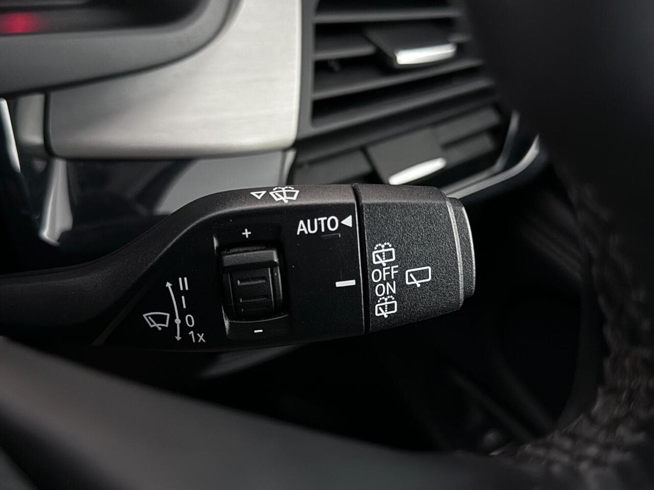 BMW X5 thumbnail Misc Controls