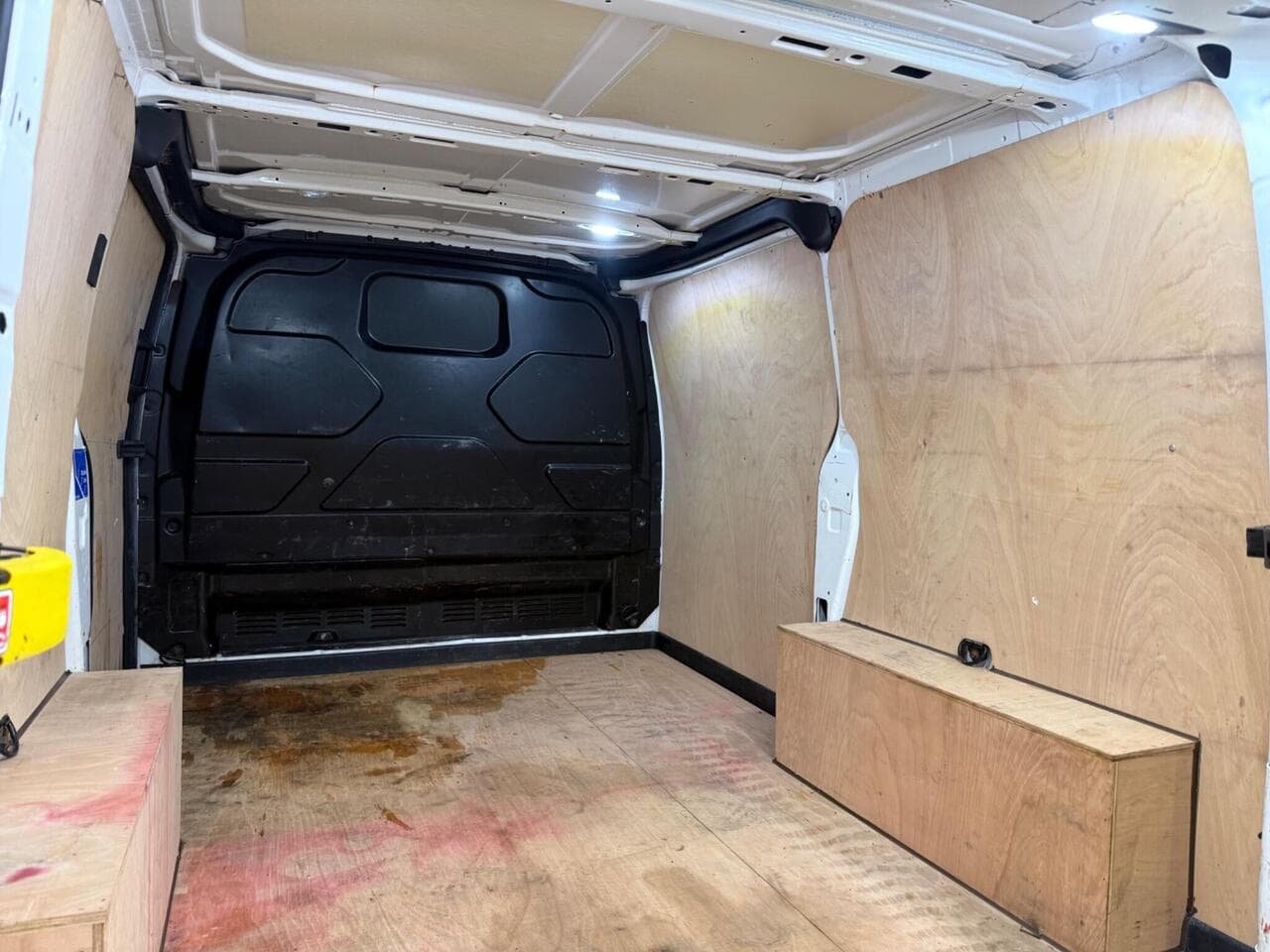 Ford Transit Custom thumbnail Cargo Space