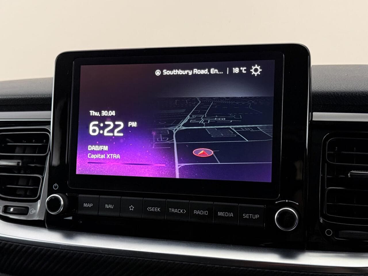 Kia Stonic thumbnail Infotainment System