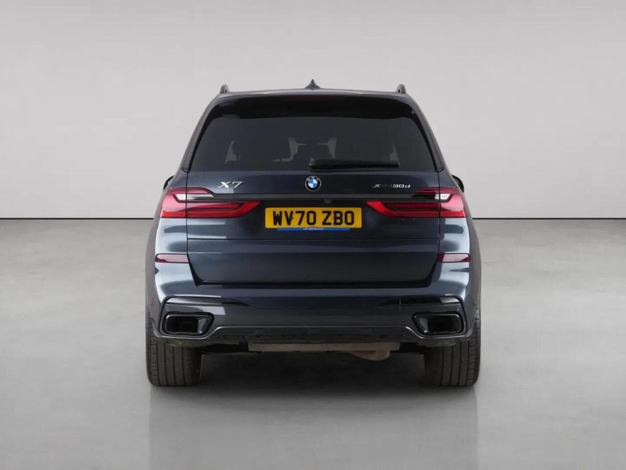 BMW X7 thumbnail Rear