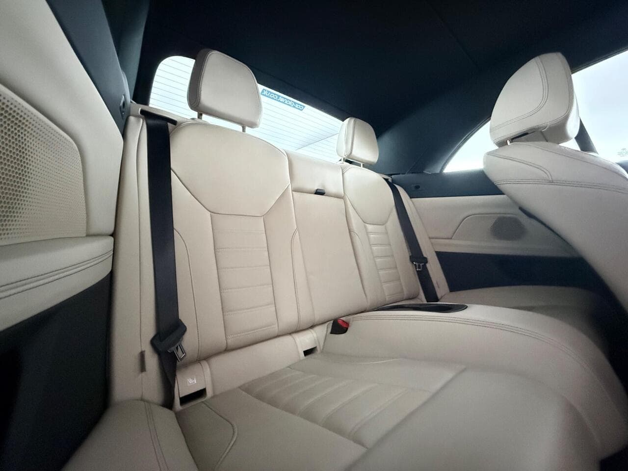 BMW 4 Series thumbnail Seats Rear