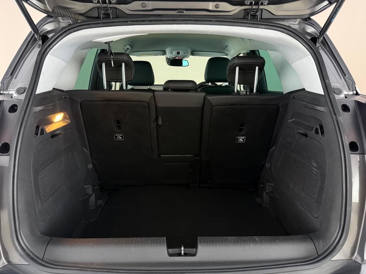 Vauxhall Crossland thumbnail Boot
