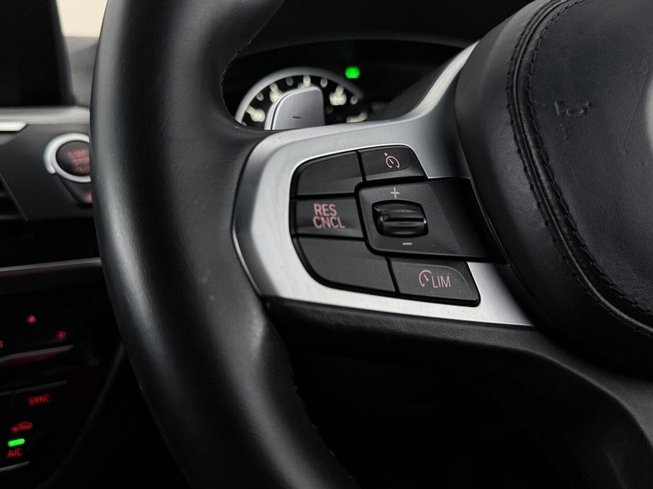 BMW X3 thumbnail Misc Controls