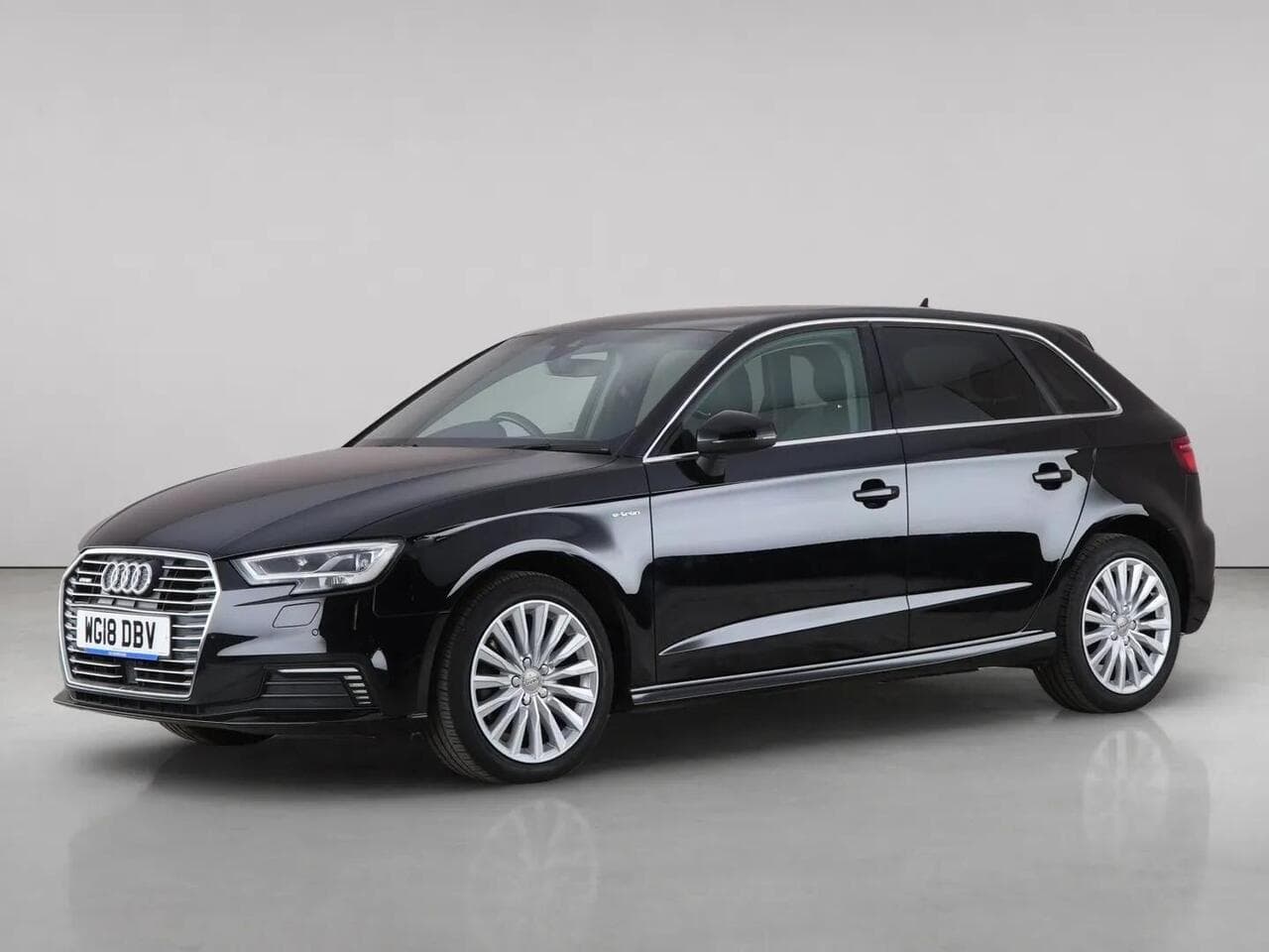 Audi A3 thumbnail Front Left