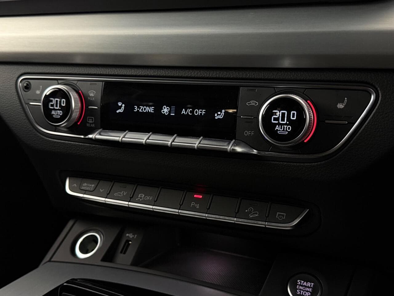 Audi Q5 thumbnail Misc Controls