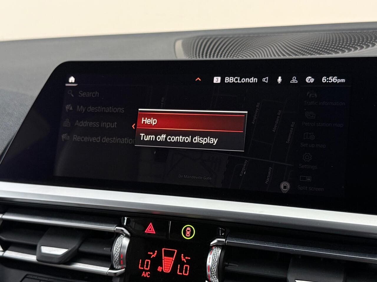 BMW 3 Series thumbnail Infotainment System