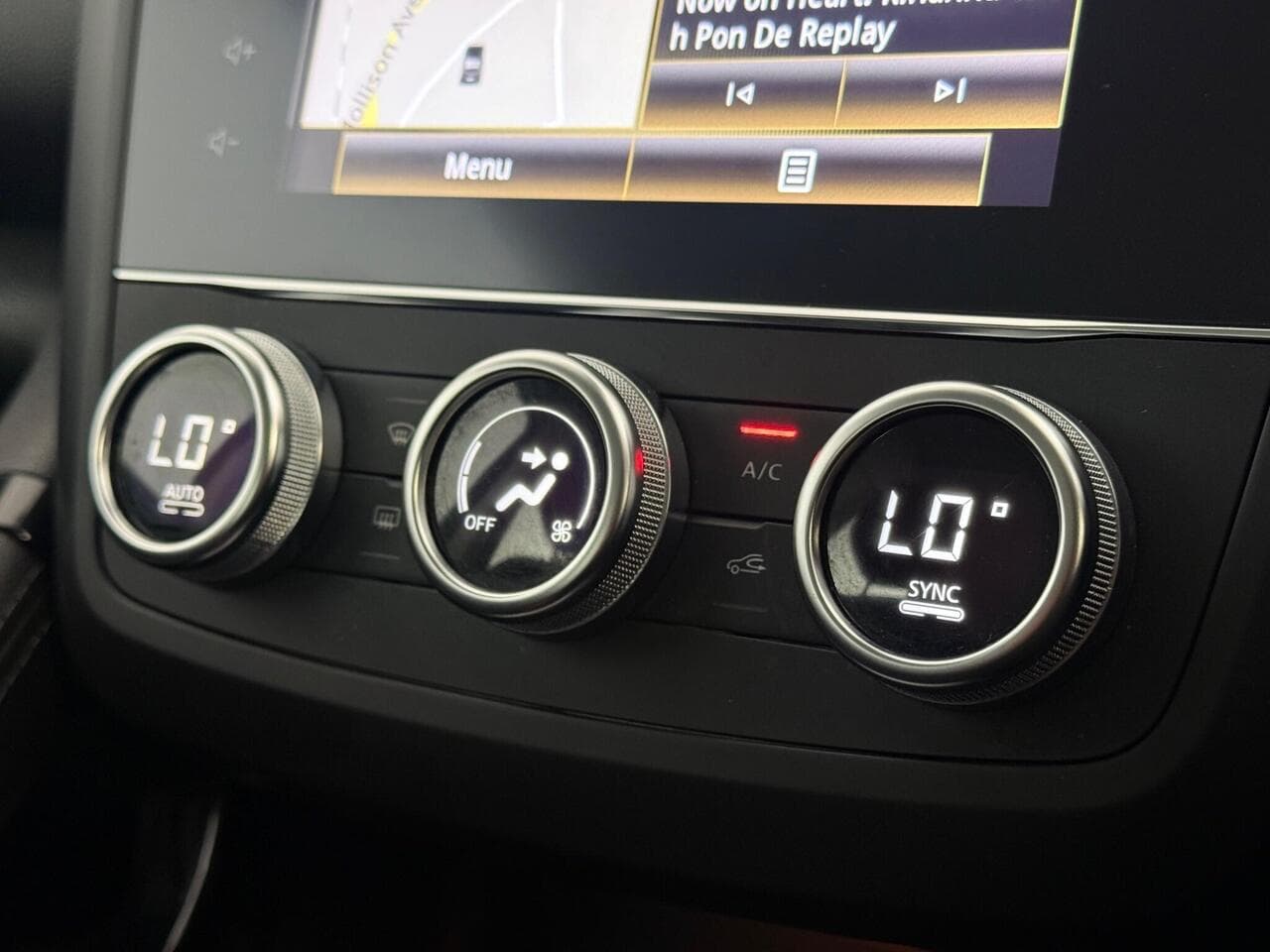 Renault Kadjar thumbnail Infotainment System