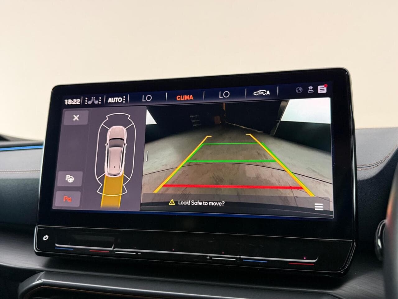CUPRA Formentor thumbnail Infotainment System