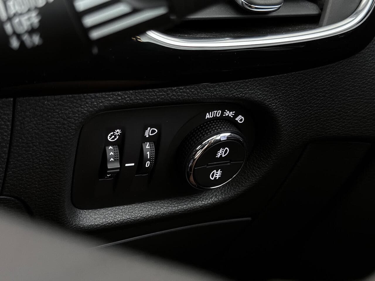 Vauxhall Astra thumbnail Misc Controls
