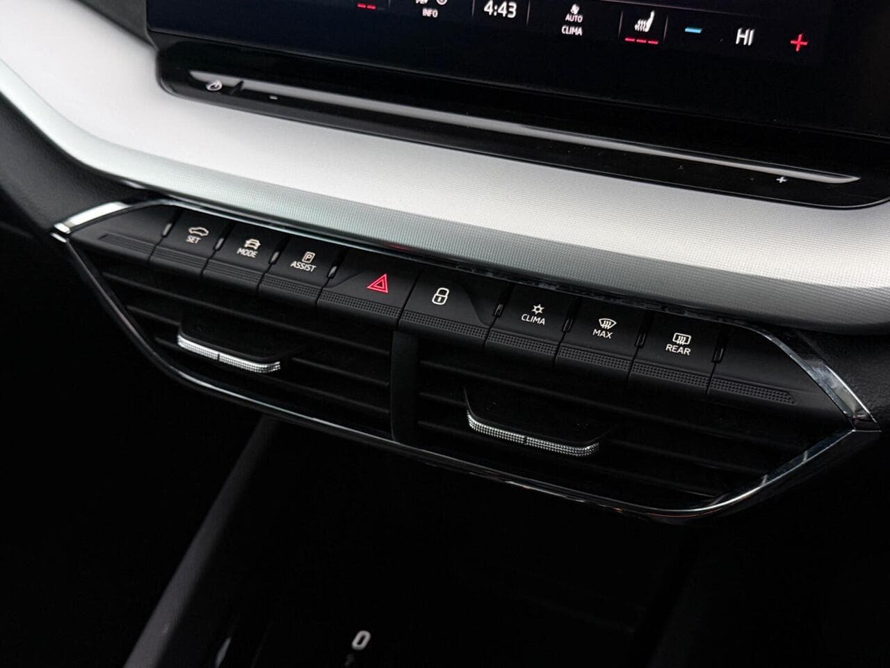 Skoda Octavia thumbnail Misc Controls