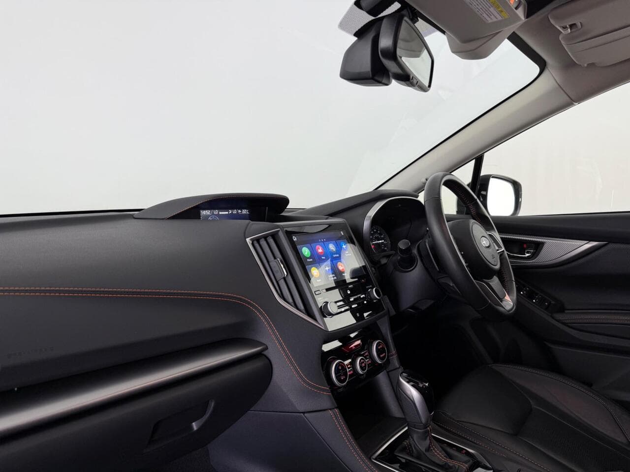 Subaru XV thumbnail Interior Front