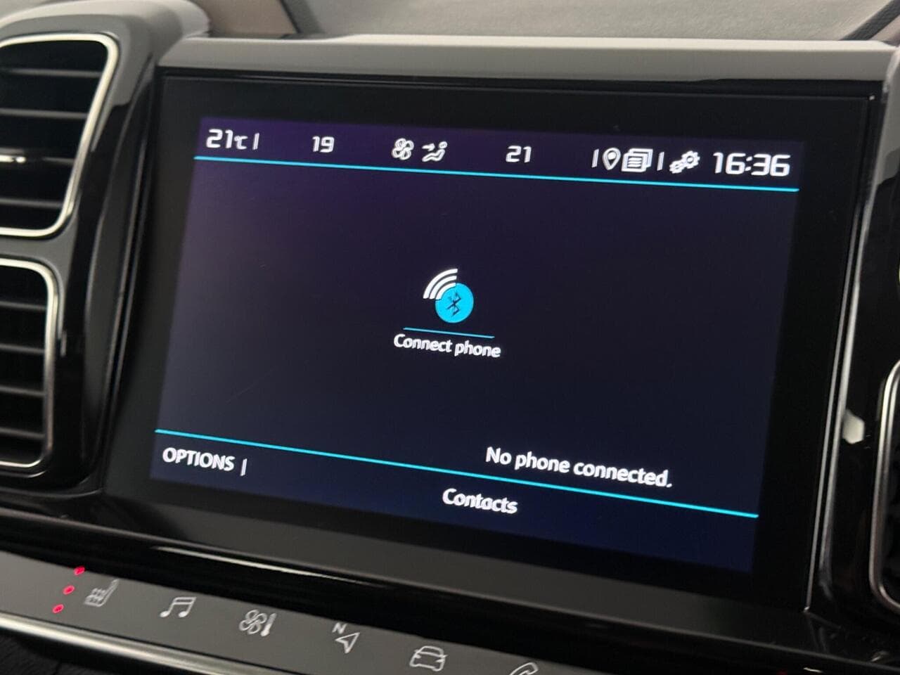 Citroen C5 Aircross thumbnail Infotainment System
